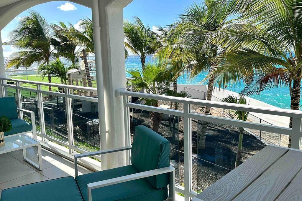 Maho Beach House - Luxe 1-Bedroom - Ocean View Bagian luar foto
